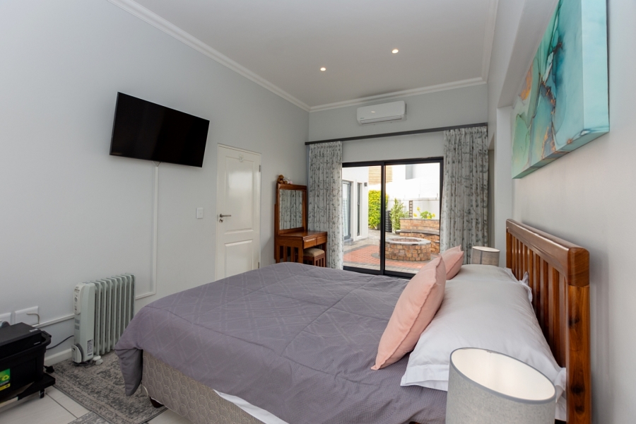 3 Bedroom Property for Sale in Port Owen Western Cape